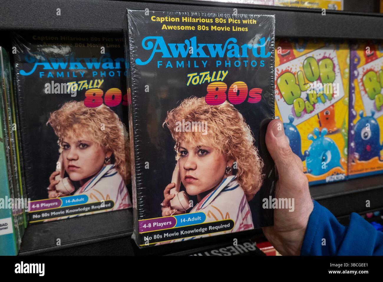 Barnes & Noble Booksellers auf der Fifth Avenue in New York City bietet eine große Auswahl an Büchern, Zeitschriften und Spielen, USA 2025 Stockfoto