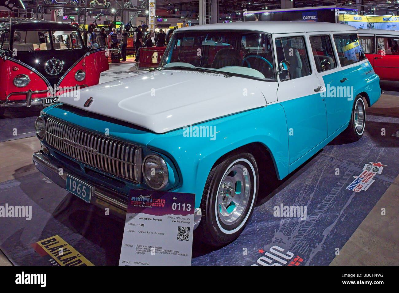 Pasila, Helsinki, Finnland – 4. April. 2025: International Travelall (1965) Auto auf der Original American Car Show ACS25 in Helsinki Messukeskus. Stockfoto