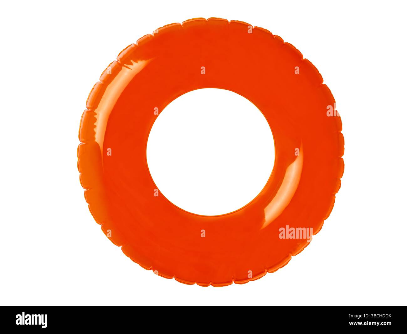 Sommer orange aufblasbarer Pool Ringon weiß isolierter Hintergrund mit Schneideweg. Aufblasbarer Schwimmring. Konstruktionselement. Stockfoto