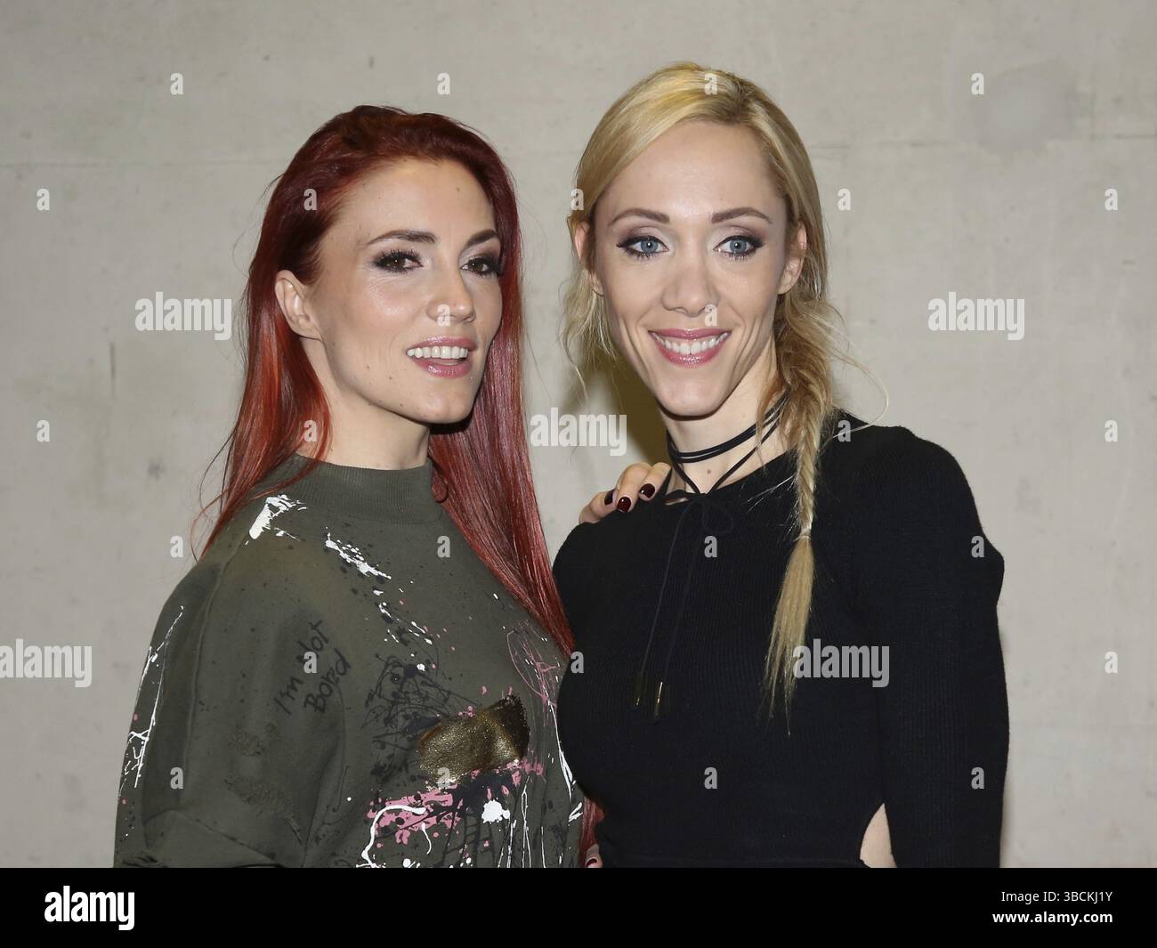 Duo ROTBLOND ARD TV Show Schlager Countdown in Oldenburg 25.03.201, Duo ROTBLOND ARD TV Show Schlager Countdown in Oldenburg am 25.03.2017 Stockfoto