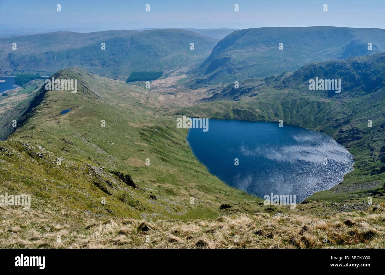 Blea Water, Riggindale Crag und harter fielen aus der Nähe von Racecourse Hill, High Street, Lake District, Cumbria Stockfoto