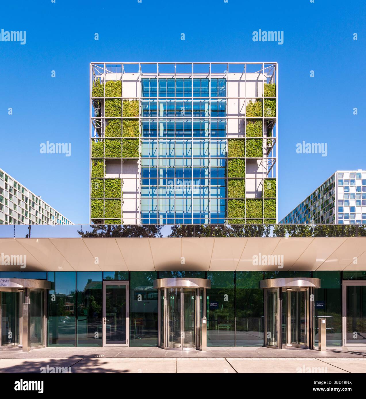 Vorderansicht des Sitzes des Internationalen Strafgerichtshofs (IStGH) in den Haag, Niederlande Stockfoto