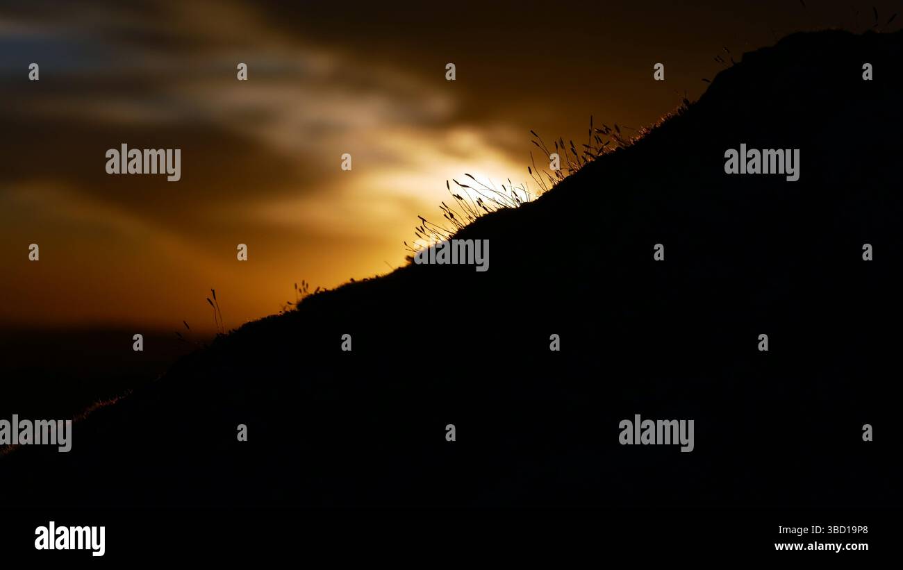 Sonnenuntergang mitten in der Natur Stockfoto