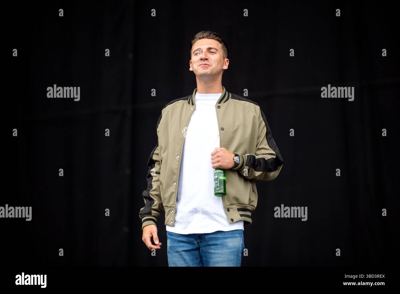Kerr Okan von der schottischen Band The LaFontaines tritt auf der Bühne während des T in the Park Festivals im Strathallan Castle am 2015. Juli in Strathallans auf. Stockfoto
