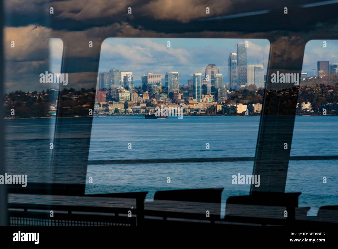 Blick auf die Seattle Waterfront, Washington State, USA. Stockfoto