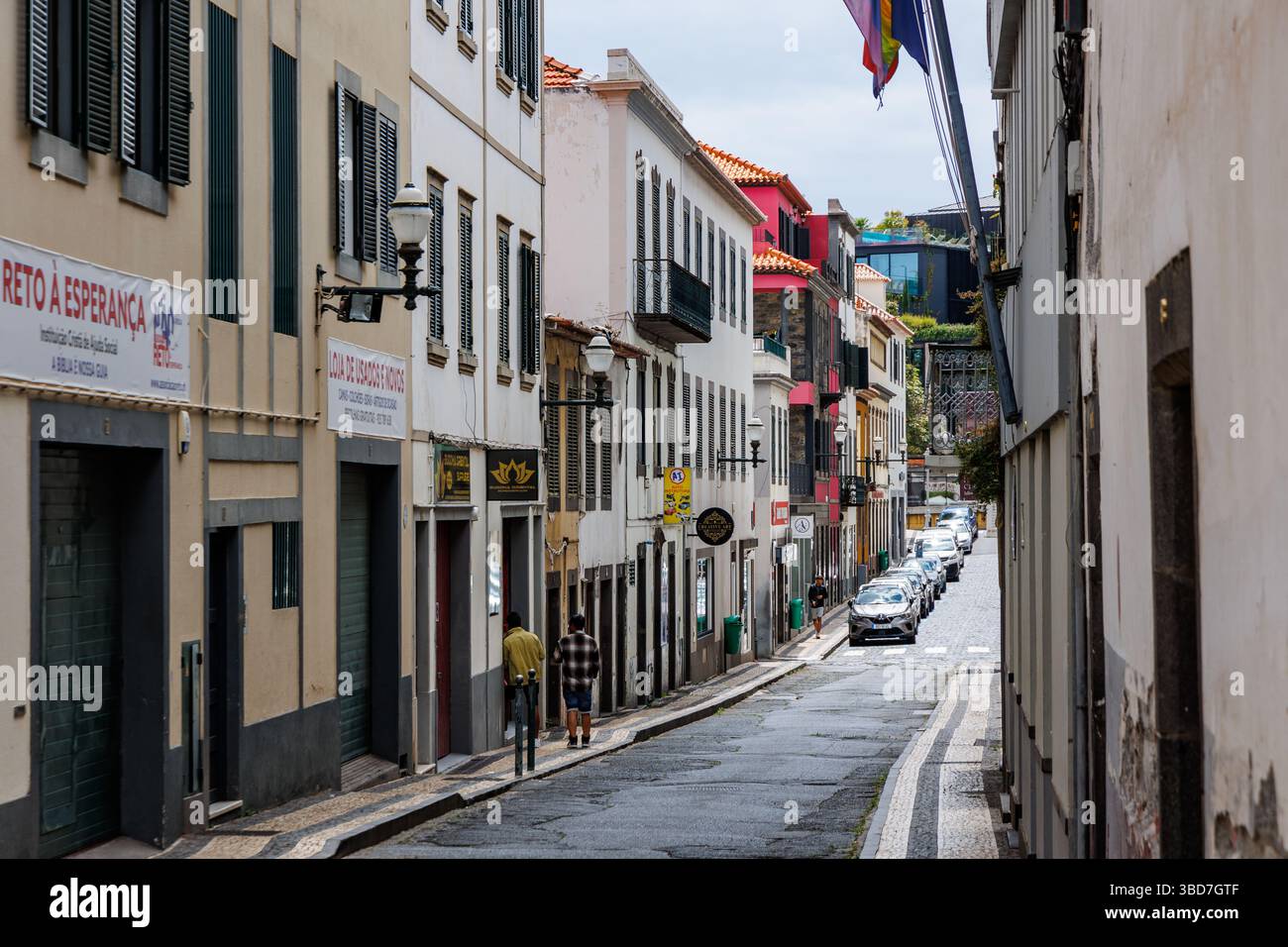 Funchal, Portugal - 9. Juni 2024: Zona Velha - Altstadt von Funchal, Hauptstadt der Insel Madeira, Portugal Stockfoto