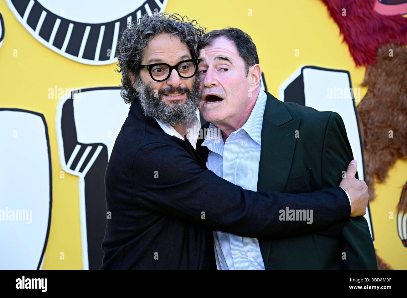 Jason Mantzoukas und Richard Kind bei der Premiere der 8. Und finalen Staffel der Netflix Zeichentrickserie Big Mouth im Egyptian Theatre. Los Angeles, 22.05.2025 *** Jason Mantzoukas und Richard Kind bei der Premiere der 8. Und letzten Staffel der Netflix-Zeichentrickserie Big Mouth im Egyptian Theatre Los Angeles, 22 05 2025 Foto:xD.xStarbuckx/xFuturexImagex Mouth 5567 Stockfoto