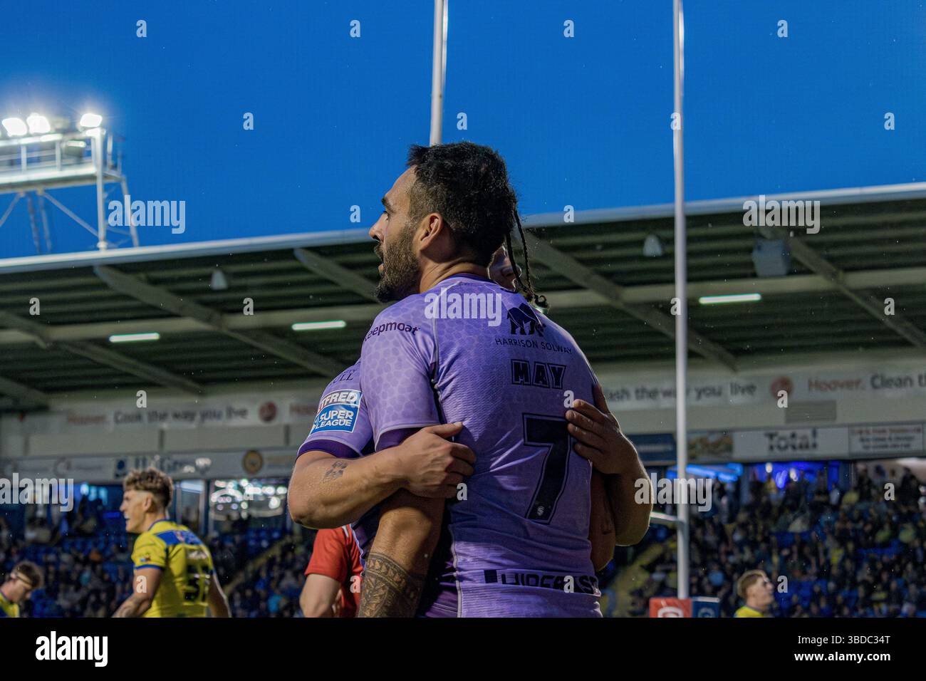 Tyrone May feiert seinen Versuch für Hull KR gegen Warrington Wolves in Runde 12 der Super League im Halliwell Jones Stadium, Warrington, Großbritannien, 23.05.2025 Stockfoto