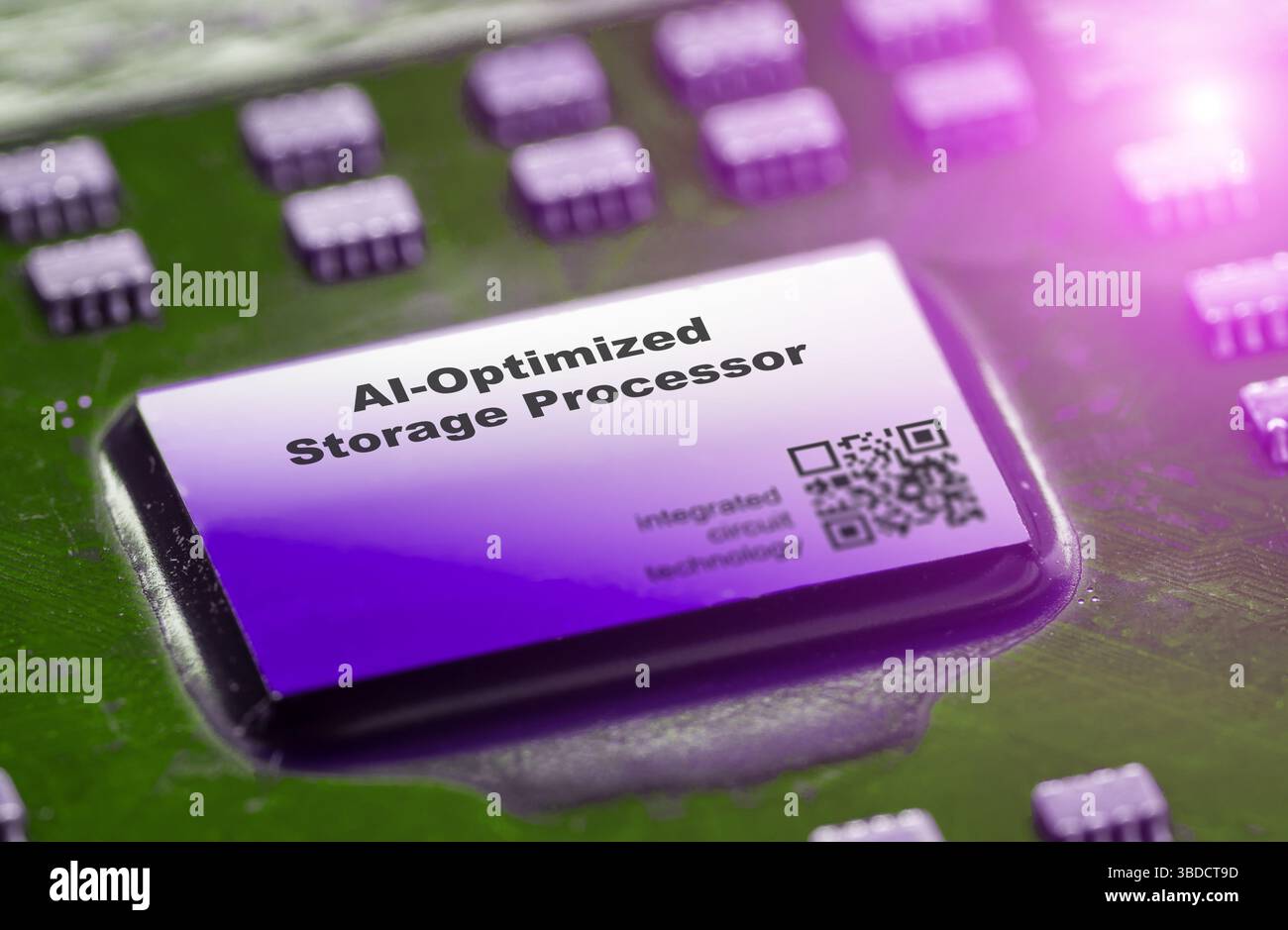 KI-optimierter Speicherprozessor. Chips, die die KI-Leistung durch verbesserte Datenzugriffsgeschwindigkeiten verbessern. Stockfoto