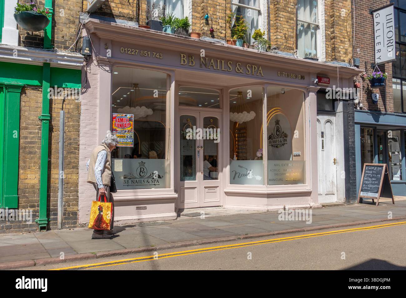 BB Nails & Spa, Nail Bar, PalaceStreet, Kings Mile, Canterbury, Kent, England Stockfoto
