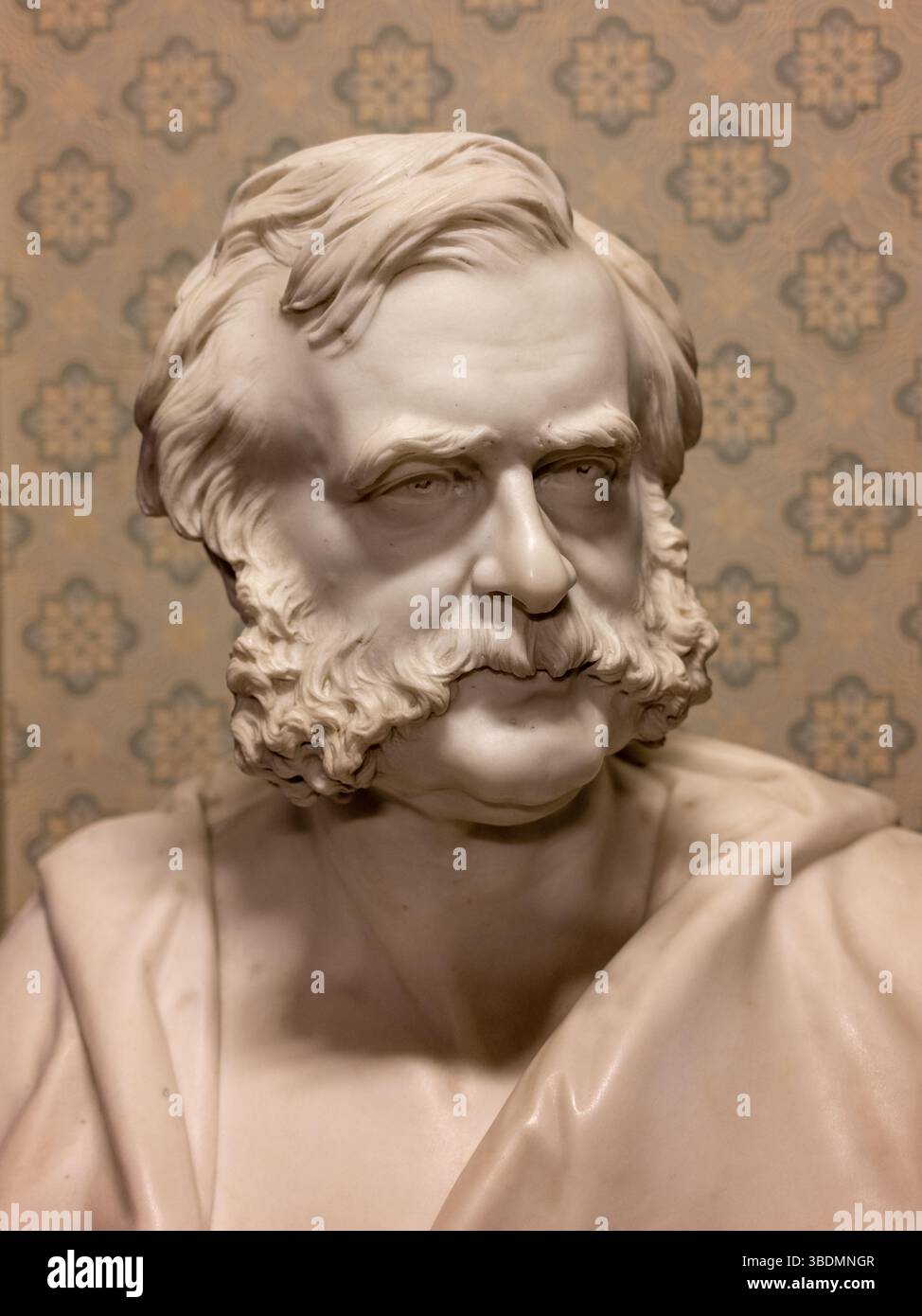Marmorbüste Skulptur von George Thomas Clark von Joseph Edwards im Cyfarthfa Castle Museum and Art Gallery Merthyr Tydfil South Wales UK Stockfoto