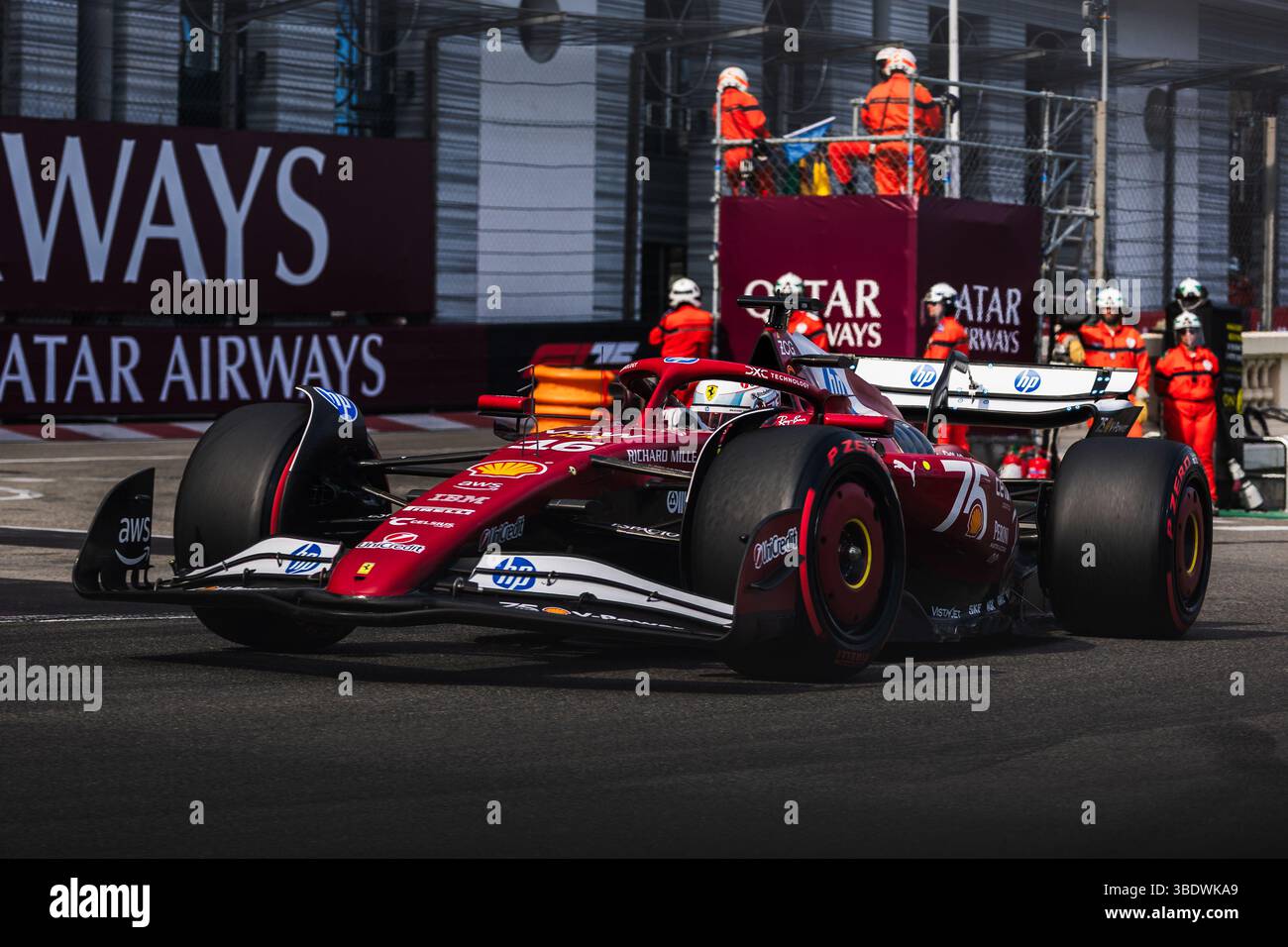 Circuit de Monaco, Monte-carlo, Monaco. 24.Mai 2025; Charles Leclerc von Monaco und Scuderia Ferrari während des Formel-1-Grand Prix von Monaco Stockfoto