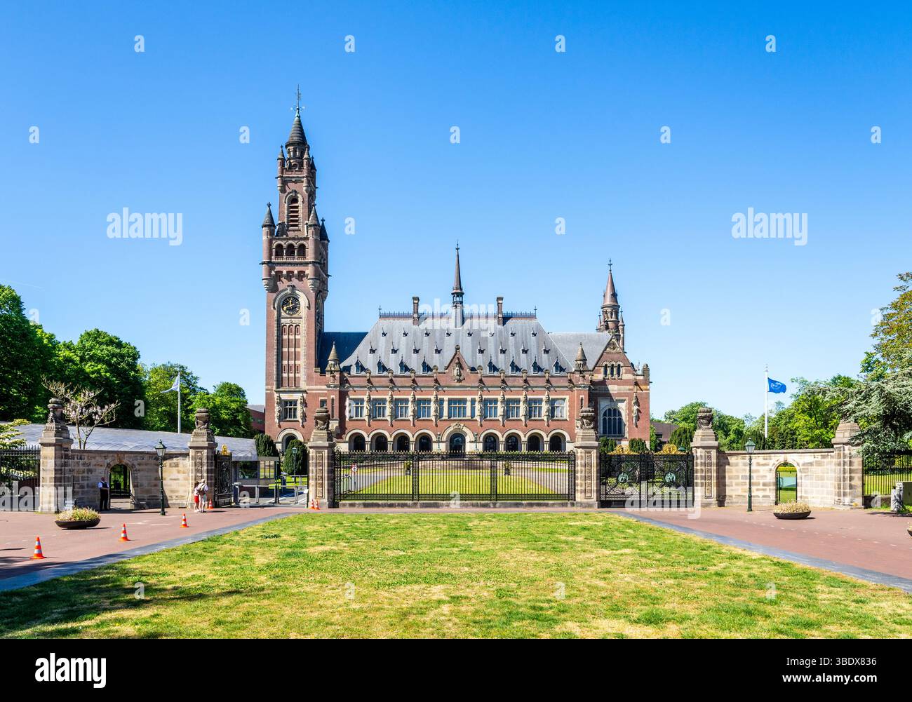 Der Friedenspalast, Sitz des Internationalen Gerichtshofs der Vereinten Nationen, in den Haag, Niederlande. Stockfoto