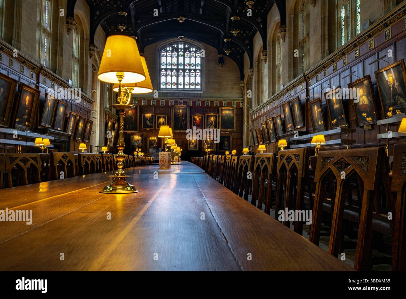 Oxford, England - 27. März 2022: Great Dining Hall Stockfoto