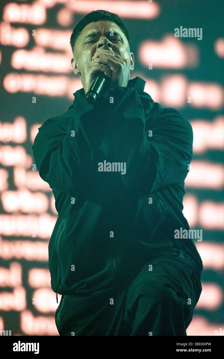 London, Großbritannien. 23. Mai 2025. Móglaí BaP (Naoise Ó Caireallain) von Kniescheibe tritt beim Wide Awake Festival im Brockwell Park auf. Quelle: Justin Ng/Alamy Stockfoto