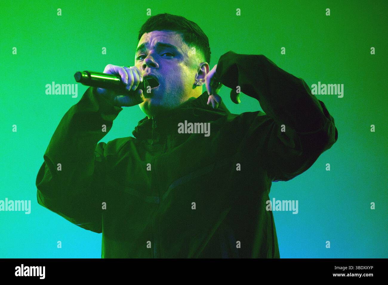 London, Großbritannien. 23. Mai 2025. Móglaí BaP (Naoise Ó Caireallain) von Kniescheibe tritt beim Wide Awake Festival im Brockwell Park auf. Quelle: Justin Ng/Alamy Stockfoto