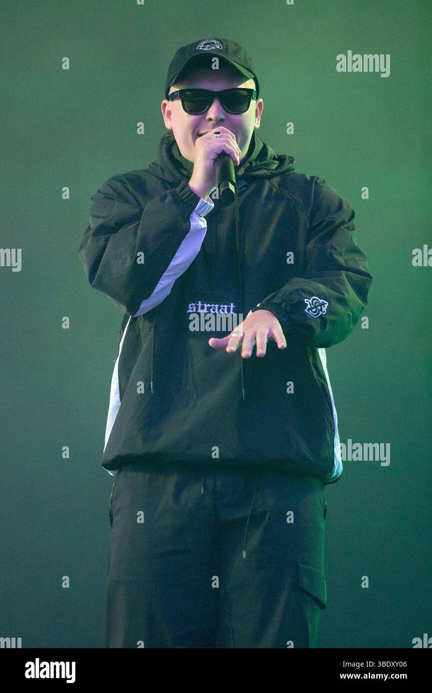 London, Großbritannien. 23. Mai 2025. Mo Chara (Liam Óg Ó hAnnaidh) von Kniescheibe tritt beim Wide Awake Festival im Brockwell Park auf. Quelle: Justin Ng/Alamy Live Stockfoto