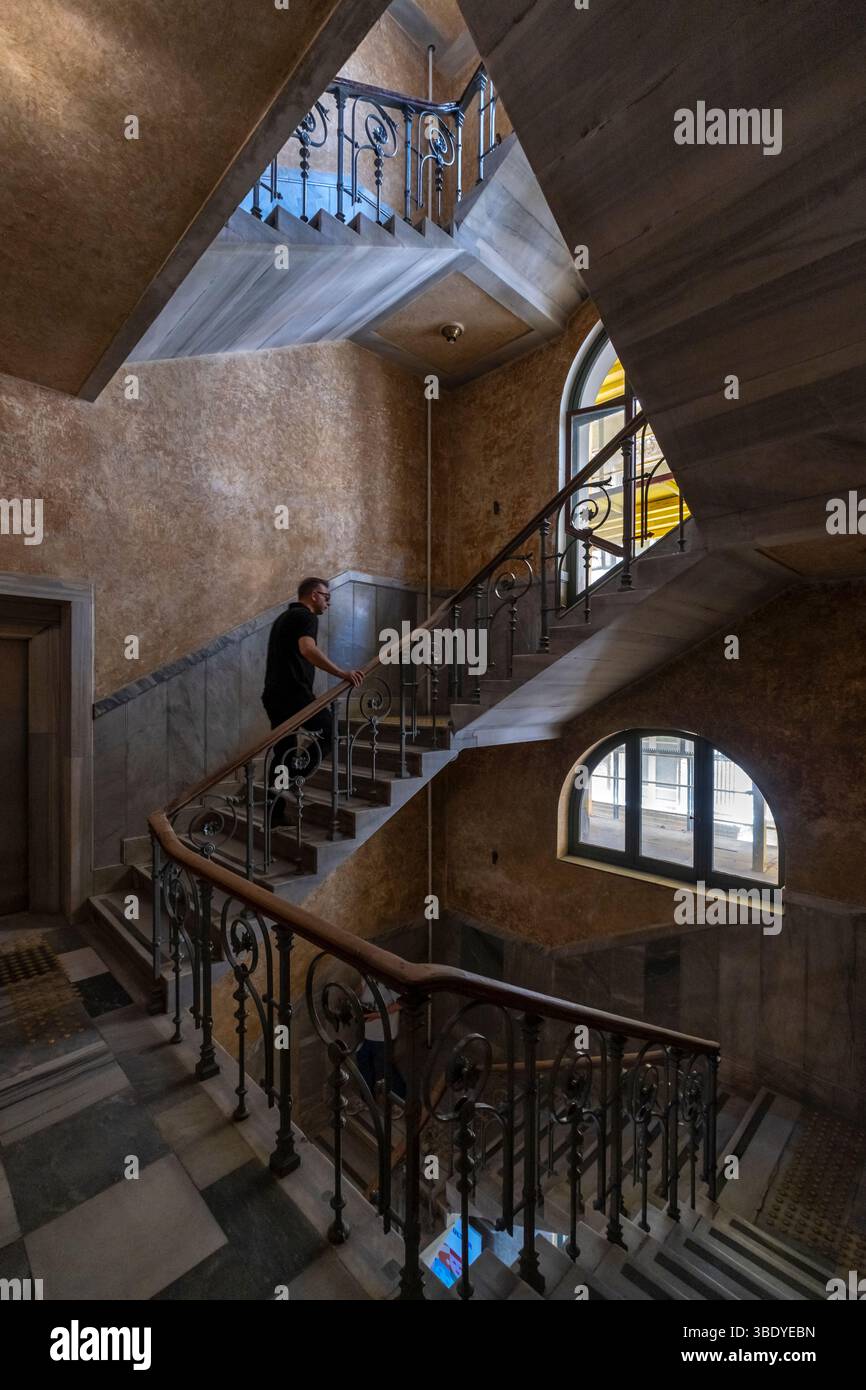 Das Metrohan-Gebäude im Stadtteil Beyoglu in Istanbul, Türkei Stockfoto