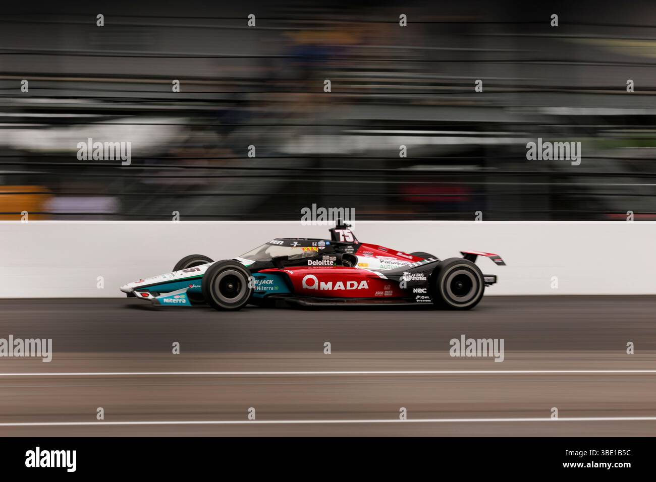 INDIANAPOLIS, INDIANA – 25. Mai: Takuma Sato während der NTT IndyCar Series 109. Rennstrecke des Indianapolis 500 auf dem Indianapolis Motor Speedway am 25. Mai 2025 in Indianapolis, Indiana. (Foto: Jeremy Hogan/The Bloomingtonian) Stockfoto