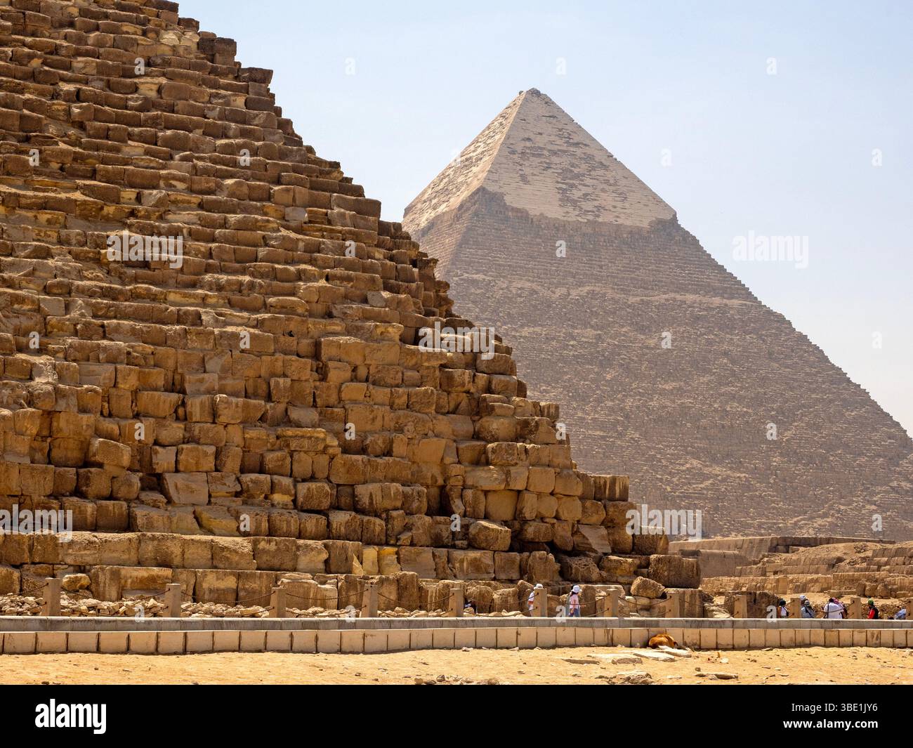 Die große Pyramide von Gizeh (Vorderseite) und die Pyramide von Khafre Stockfoto