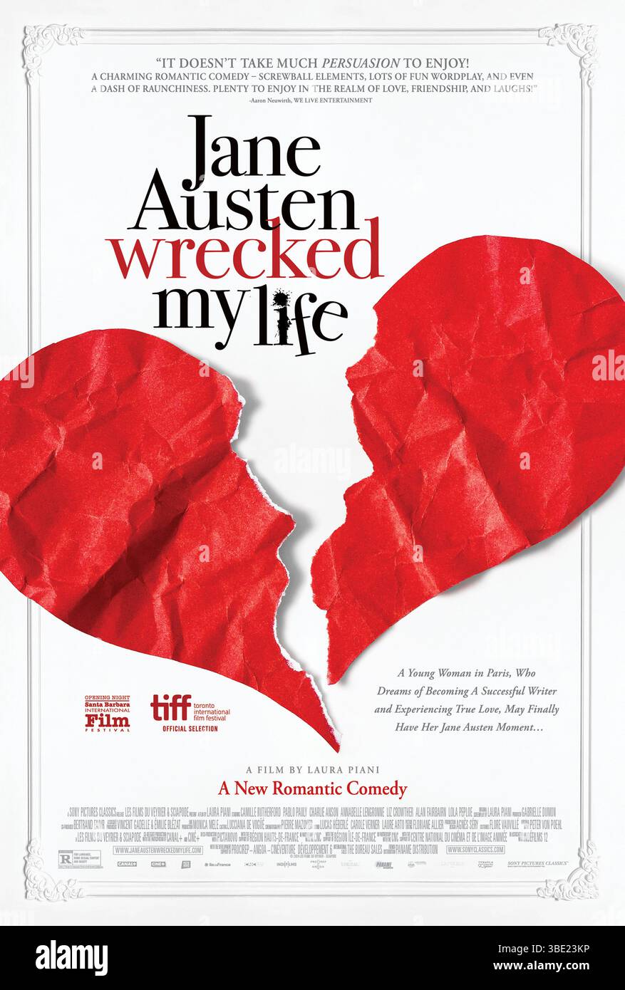 Jane Austen Wrecked My Life (2024) von Laura Piani mit Camille Rutherford, Pablo Pauly und Charlie Anson. Eine verzweifelt einzelne Buchhändlerin, die sich in einer Fantasiewelt verirrt, sieht sich gezwungen, ihre Träume zu erfüllen, Schriftstellerin zu werden, um damit aufzuhören, ihr Liebesleben zu vermasseln. US-Poster NUR FÜR REDAKTIONELLE ZWECKE. Quelle: BFA/Sony Pictures Classics Stockfoto