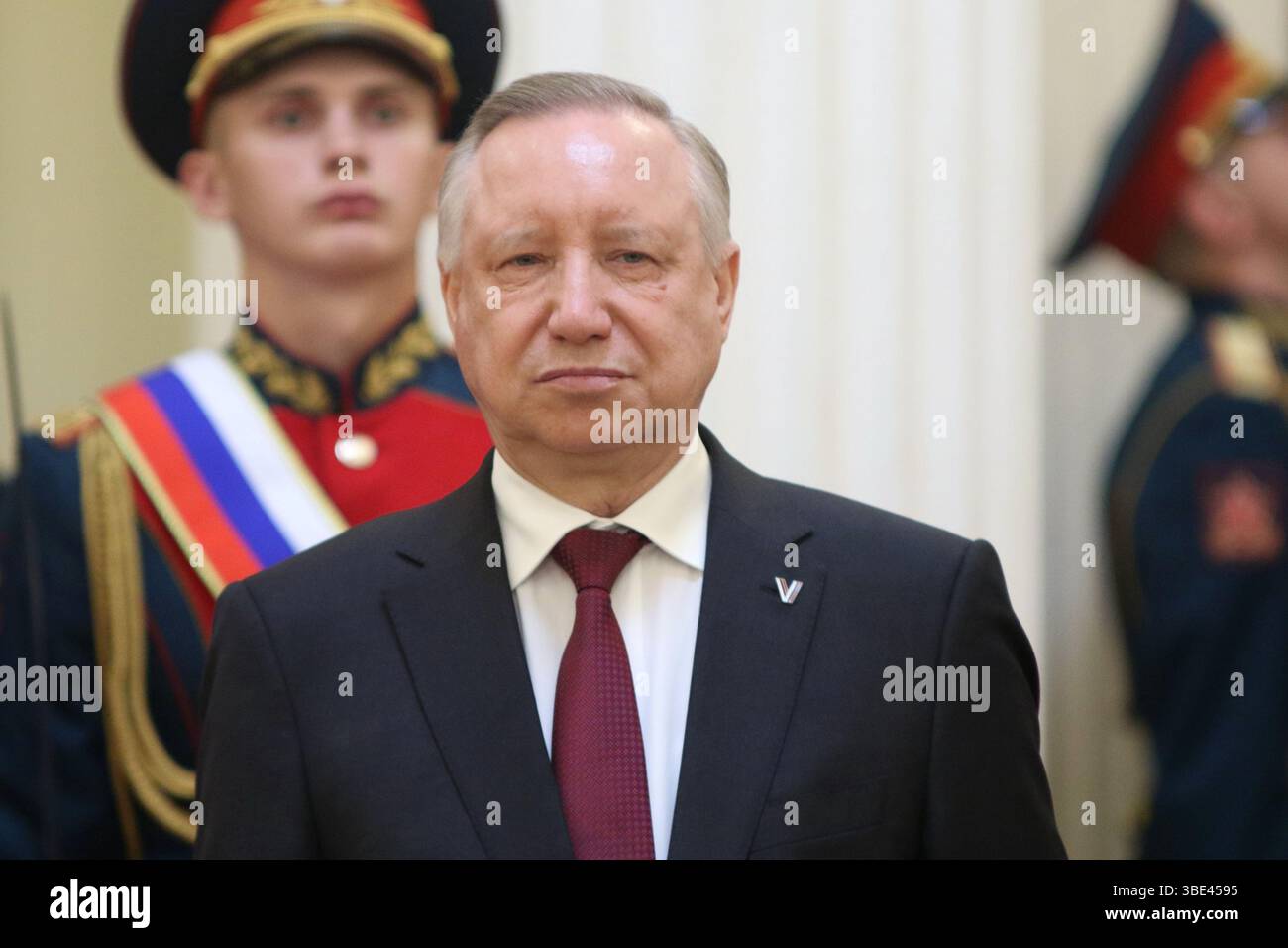 Alexander Beglov, Gouverneur von St. Petersburg, während der Zeremonie der Verleihung von Insignien an Personen, die den Titel Ehrenbürger von St. Petersburg im Mariinski-Palast verliehen haben. Stockfoto