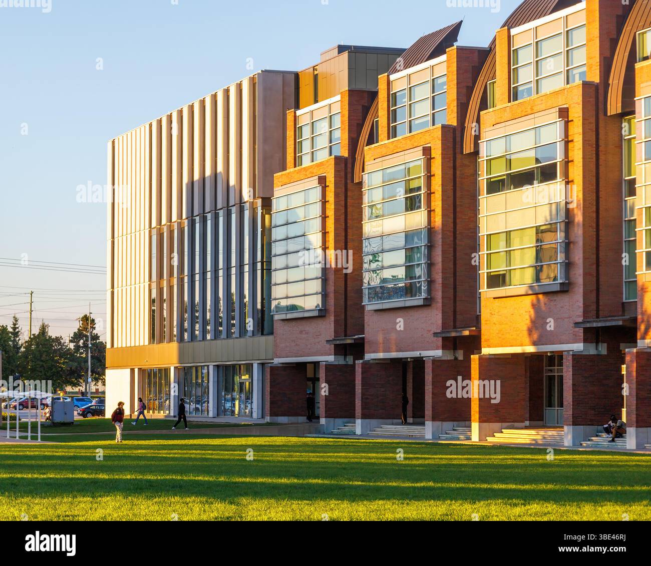 Fassade des Durham College, ein Bildungsgebäude. Stockfoto