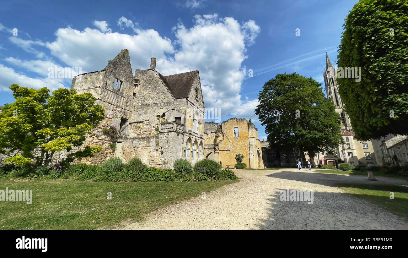 Château Royal de Senlis et prieuré Saint-Maurice, Senlis, Frankreich Stockfoto