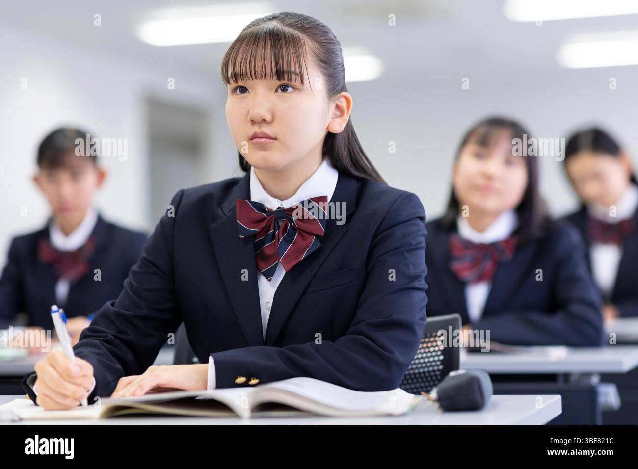 Schüler, die einen Kurs belegen Stockfoto