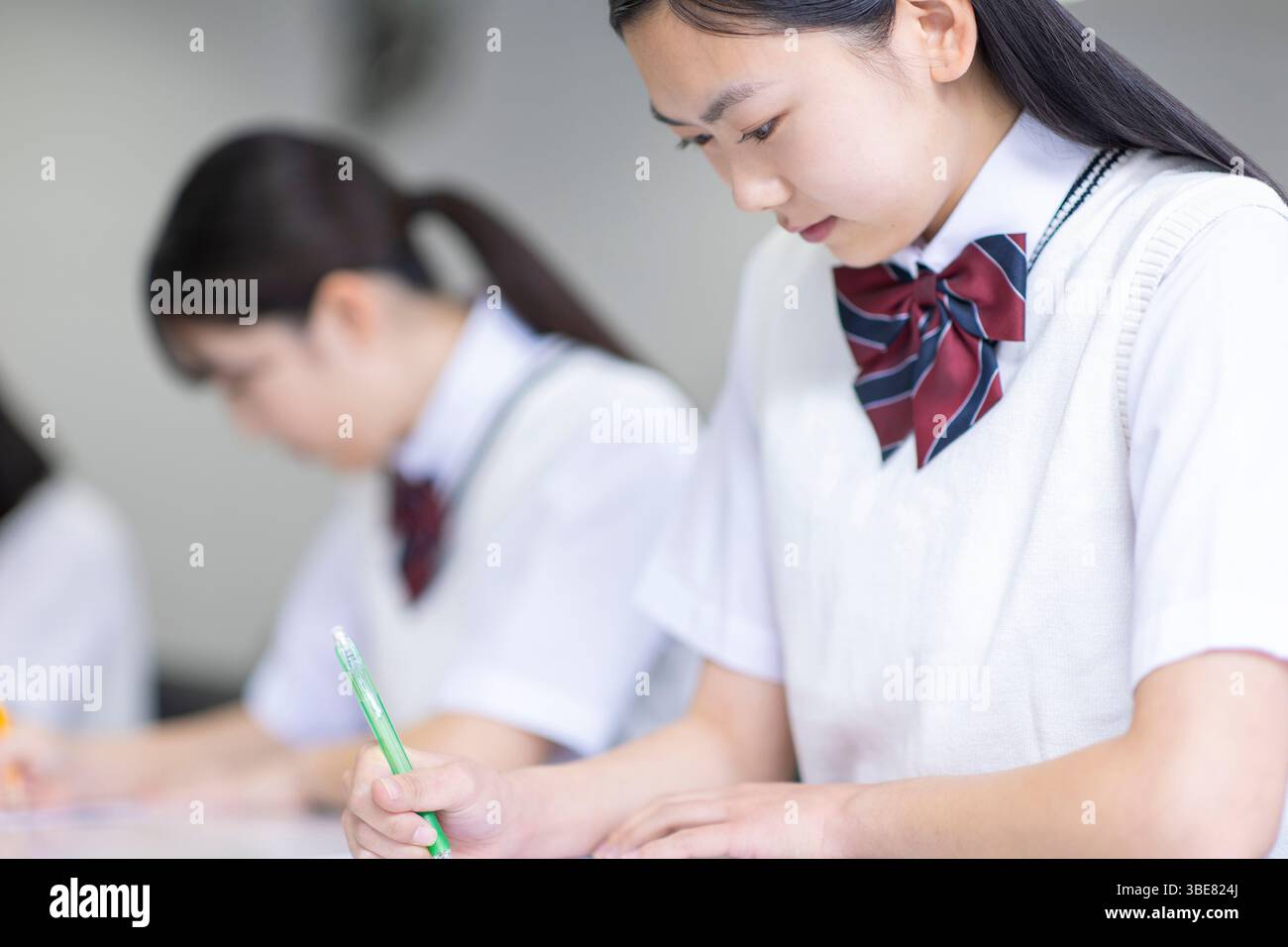 Studenten, die Prüfungen ablegen Stockfoto