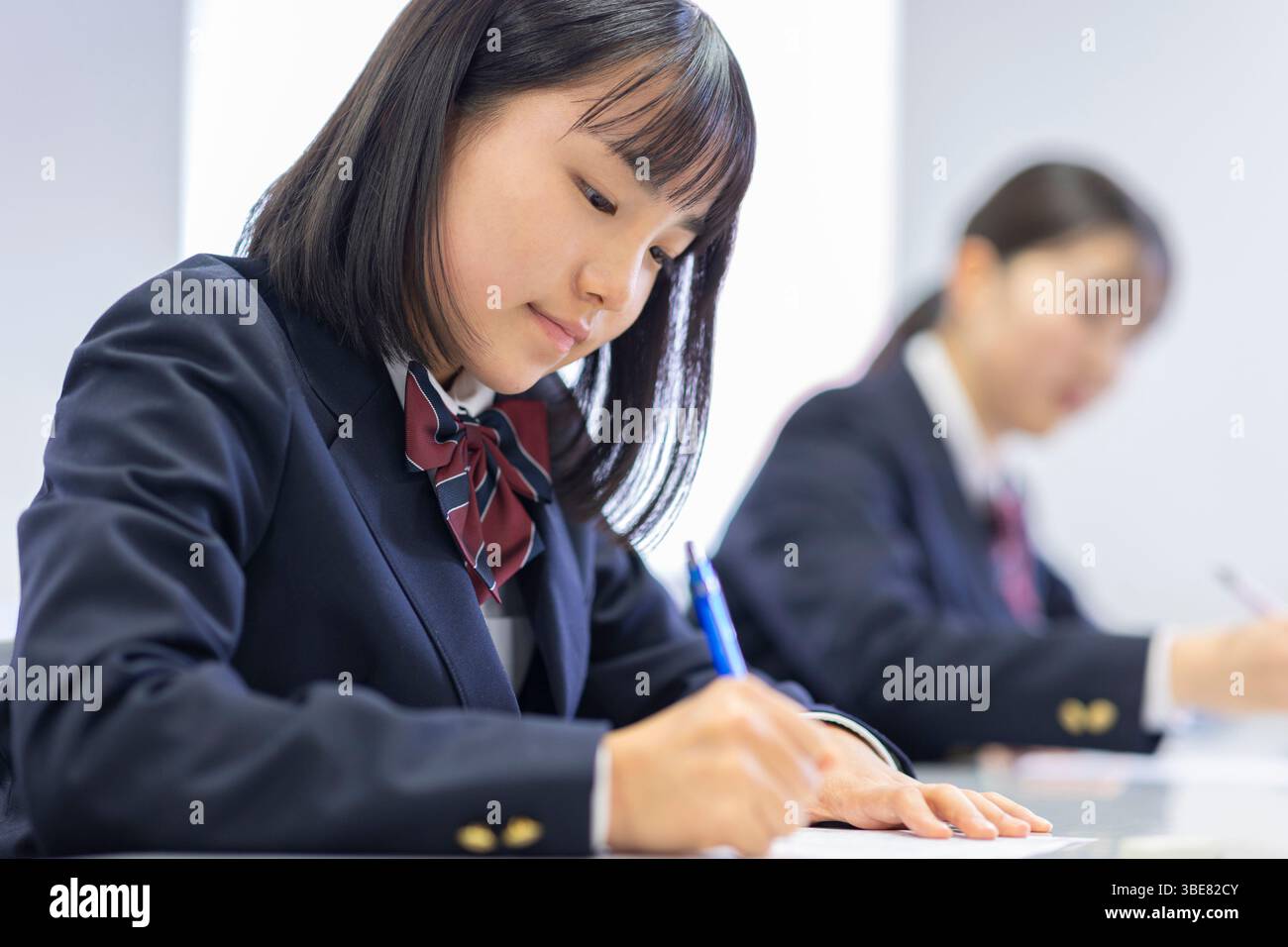 Schüler, die Teilnahme an einer Prüfung Stockfoto