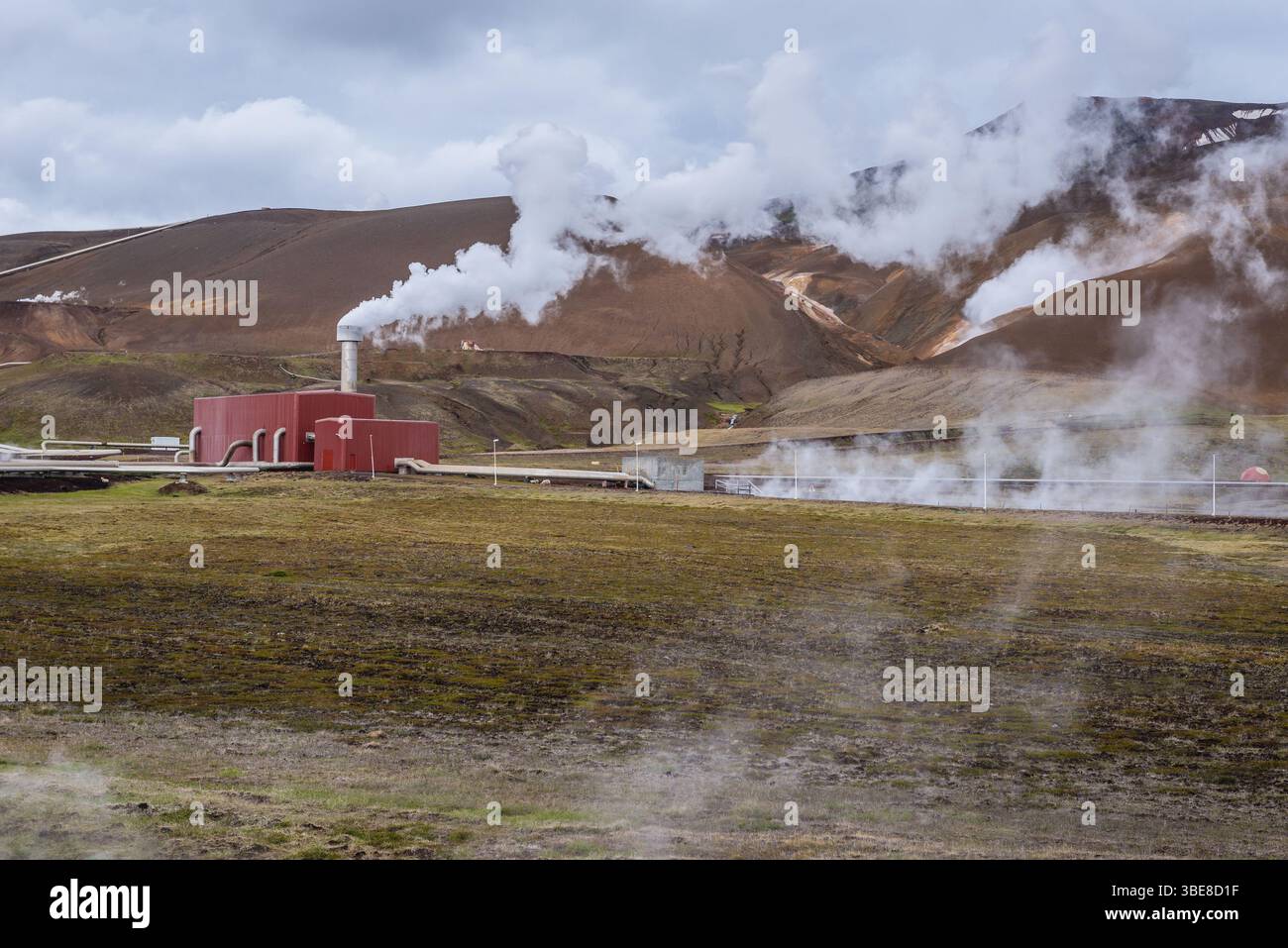 Geothermisches Kraftwerk in der Nähe des Vulkans Krafla und des Sees Myvatn in Island Stockfoto