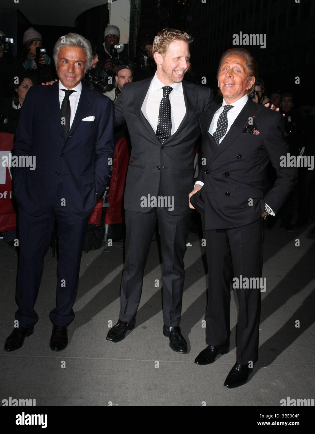 Valentino Garavani und sein Freund Giancarlo Giammetti bei der Vorführung von Valentino: The Last Emperor in New York City am 17. März 2009 Stockfoto