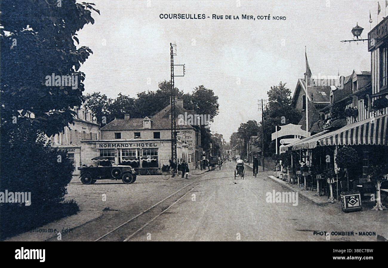 Postkarte von Courseulles-sur-Mer aus der Zeit vor dem Zweiten Weltkrieg in der Normandie, in der Nähe von Juno Beach während der Landung am D-Day. Stockfoto