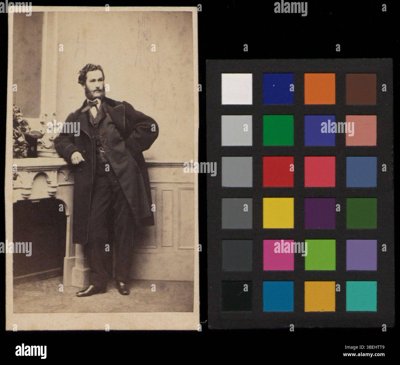 Dieses Schwarzweiß-Foto von 1870 bis 1890 zeigt Johann Rudolf Miville-Iselin. Das auf Pappe montierte Porträt zeigt Miville-Iselin in einem klassischen Stil aus dem 19. Jahrhundert, typisch für diese Zeit. Stockfoto