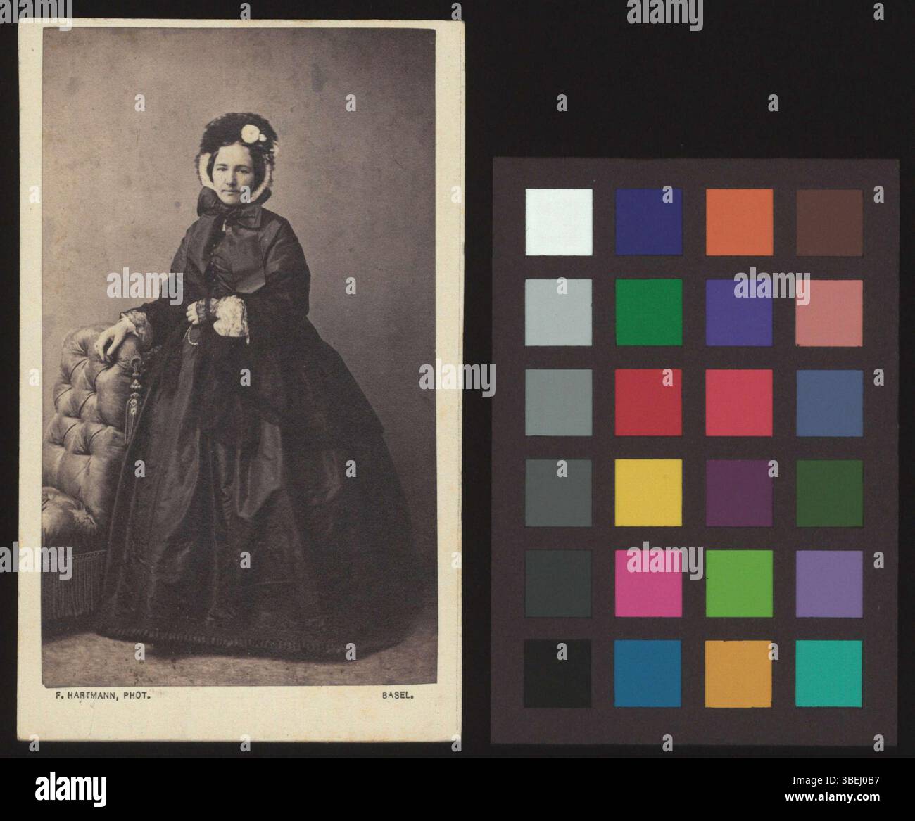 Diese schwarz-weiße Schrankkarte zeigt Amélie Vischer-Merian, aufgenommen zwischen 1852 und 1872. Das Bild fängt die Ähnlichkeit von Merian in einem formalen Stil des 19. Jahrhunderts ein. Stockfoto