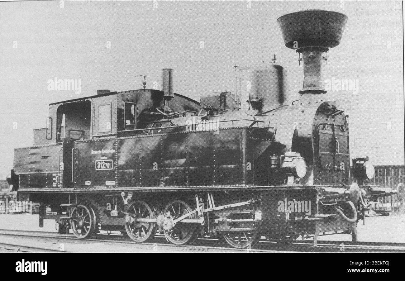 Foto der kkStB 265,01 Lokomotive, jetzt CSD 312 701, aufgenommen am 25. Juni 1938 in Ceská Lípa als Teil der W. Umlauft Sammlung. Stockfoto