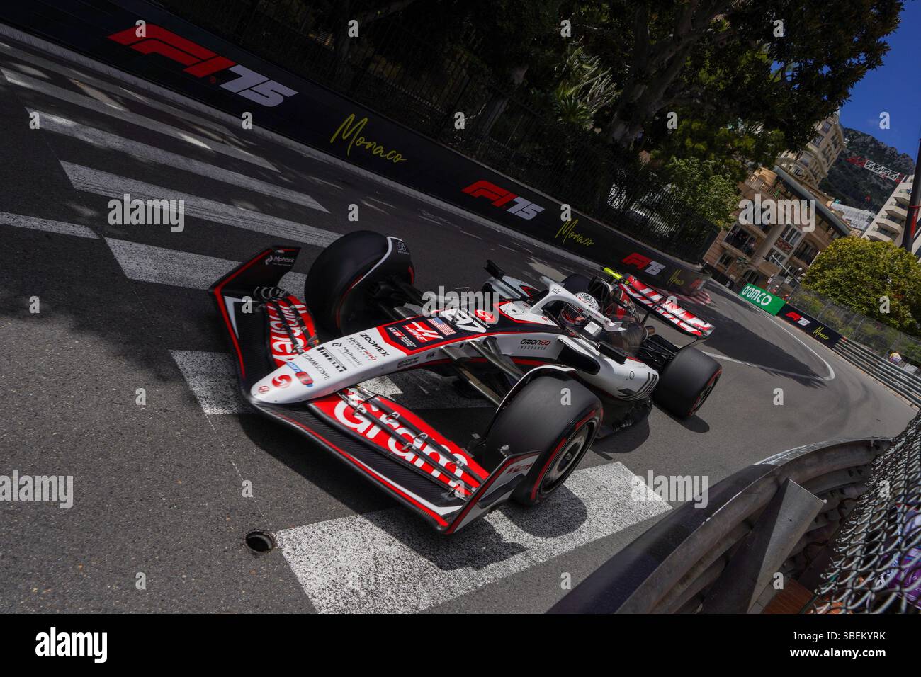 Montecarlo, Monaco. 29/22/2025. Oliver Bearman aus Großbritannien fährt das (87) MoneyGram Haas F1 Team VF-25 Ferrari, Formel 1 TAG Heuer Gran Premio di Monaco 2025.Credit: Alessio Morgese AG. Foto Morale / Emage / Alamy Live News Stockfoto
