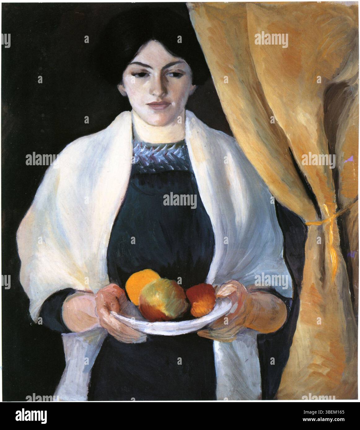 Dieses Porträt von August Macke zeigt die Frau des Künstlers mit Äpfeln, die in seinem charakteristischen expressionistischen Stil gemalt sind. Die Verwendung von hellen, kräftigen Farben und einer vereinfachten Form unterstreicht die emotionale Tiefe des Porträts. Stockfoto