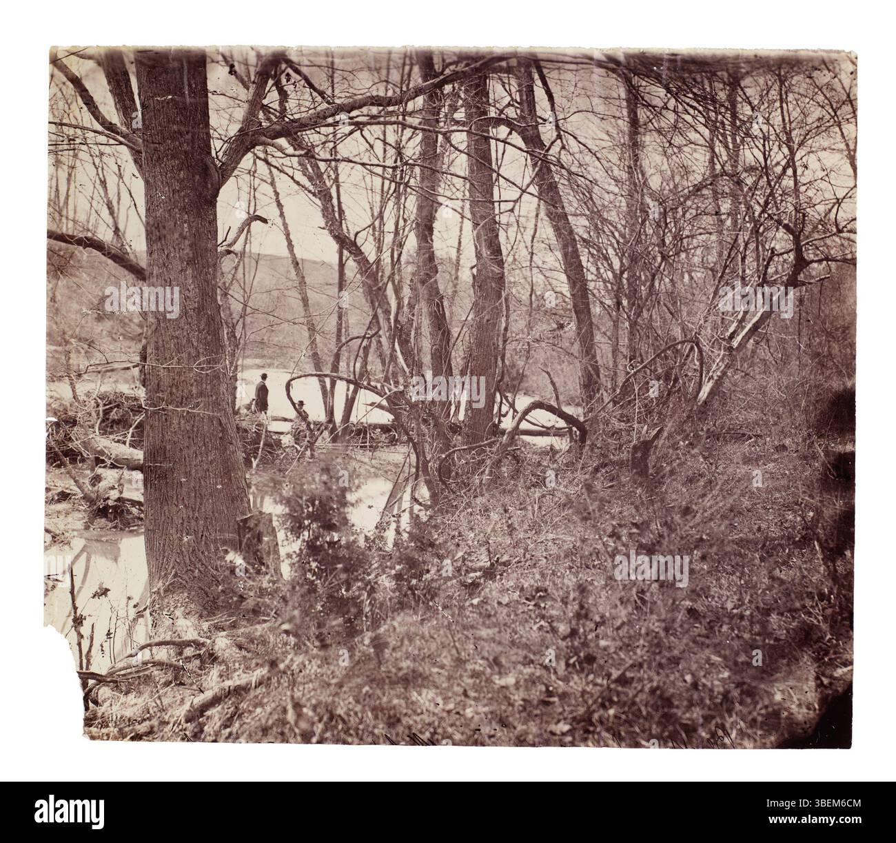 Dieses Foto, das Timothy H. O’Sullivan zugeschrieben wird, zeigt den Rapidan River in Virginia während des Bürgerkriegs zwischen 1861 und 1865. Es spiegelt die Landschaft in einer entscheidenden Zeit der amerikanischen Geschichte wider. Stockfoto