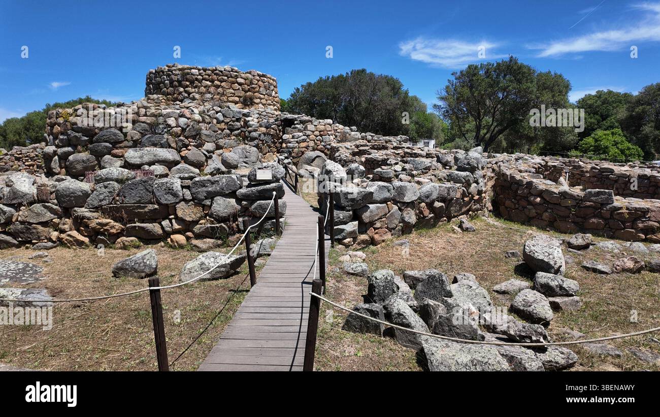 Archäologische Stätte von Nuraghe La Prisgiona. Arzachena - Insel Nord Sardinien. Italien Stockfoto