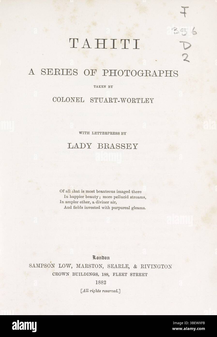 Tahiti. Eine Serie von Fotografien Aufgaben von Colonel Stuart-Wortley, verso achterplat - Aufkleber, Buch, Fotos, fotografische illustrierte Bücher, an William smith mit den besten Wünschen der Autorin Lady Brassey Juli 1883., für Titelseite - handgeschrieben, gebunden von Burn & Co, Höhe 219 mm, Breite 168 mm, Dicke, 20 mm Stockfoto