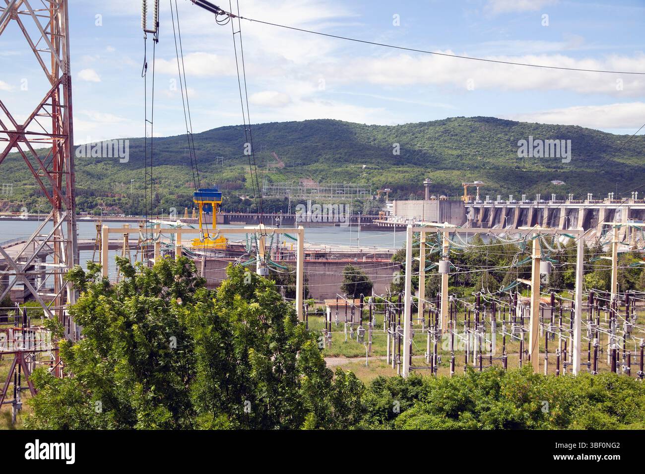 EISENTORE FLUSS DONAU Stockfoto