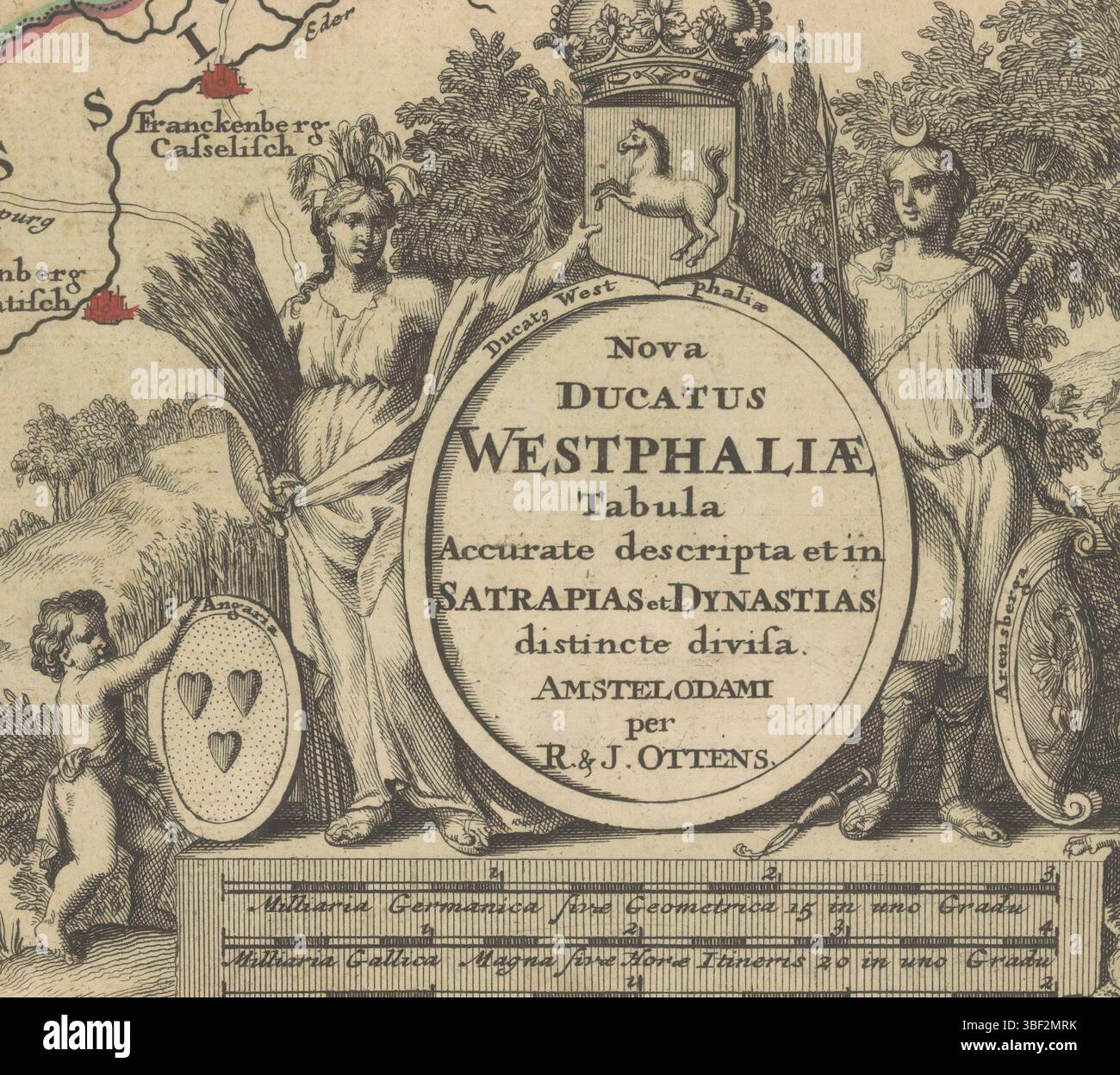 Amsterdam, Ottens, Reinier (I) & Joshua, Nova ducatus Westphaliae, Ceres und Diana flanken ein Medaillon, Amsterdam, verso - gestempelt, Ceres mit Maisschuss und Sichel und Diana mit Halbmond auf dem Kopf und Jagdattribute flankieren ein Medaillon mit Titel. Darüber befindet sich das gekrönte Wappen Westfalens. Links ist ein Putto mit Schild drei Herzen. Detail einer Karte von Westfalen in Deutschland., Druck, Höhe 134 mm, Breite 154 mm, Druckmaschine, 1720 - 1730, zweites Quartal 17. Jahrhundert, Papier, Ätzen, Publikation (Veranstaltung), Publikation, Niederländisch, Verlag Stockfoto