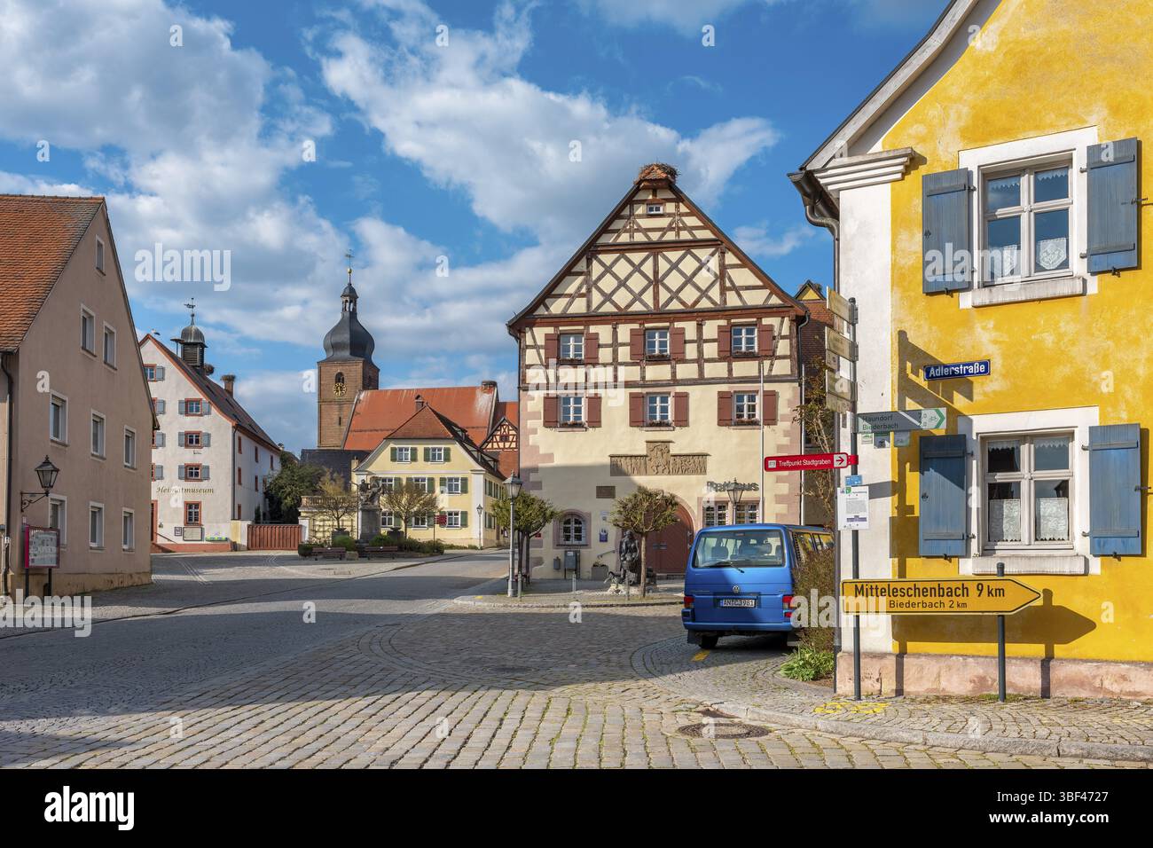 Typisch fränkische Häuser in der kleinen Landstadt Merkendorf, Mittelfranken, Bayern, Deutschland, Europa Stockfoto