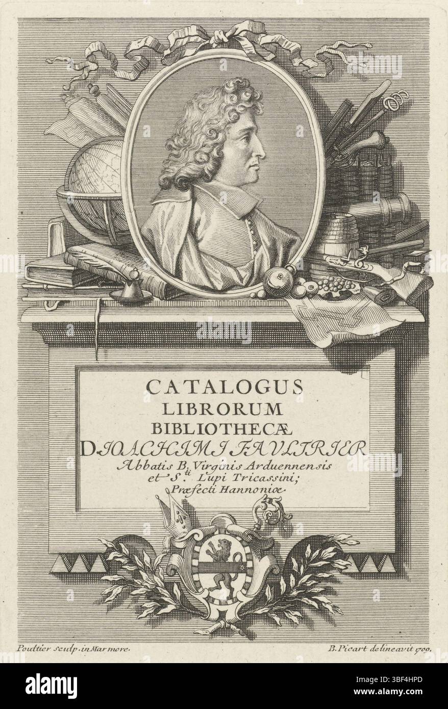 Poultier, Jean Baptiste, Paris, Picart, Bernard, Homepage: J. Faultrier, Katalog Librorum Lithecæ, 1709, Porträt von Joachim Faultrier, rückseitig rechts - gestempelt, Titelseite mit Porträt des Schriftstellers Joachim Faultrier. Der Rahmen des Porträts ist von Büchern, einer Kugel, einer Schreibfeder und verschiedenen Waffen umgeben. Unter dem Titel in lateinischer Sprache. Unter ihnen ist das Wappen der Porträtierten., Druck, Titelseite, Drucke, Höhe 155 mm, Breite 105 mm, Noord-Nederlands, 1673-06-11-1733-05-08, Druckmaschine, 1709-1709, 1. Quartal 18. Jahrhundert, Papier, Ätzen, Gravieren, Gravieren (Druckverfahren), Stockfoto