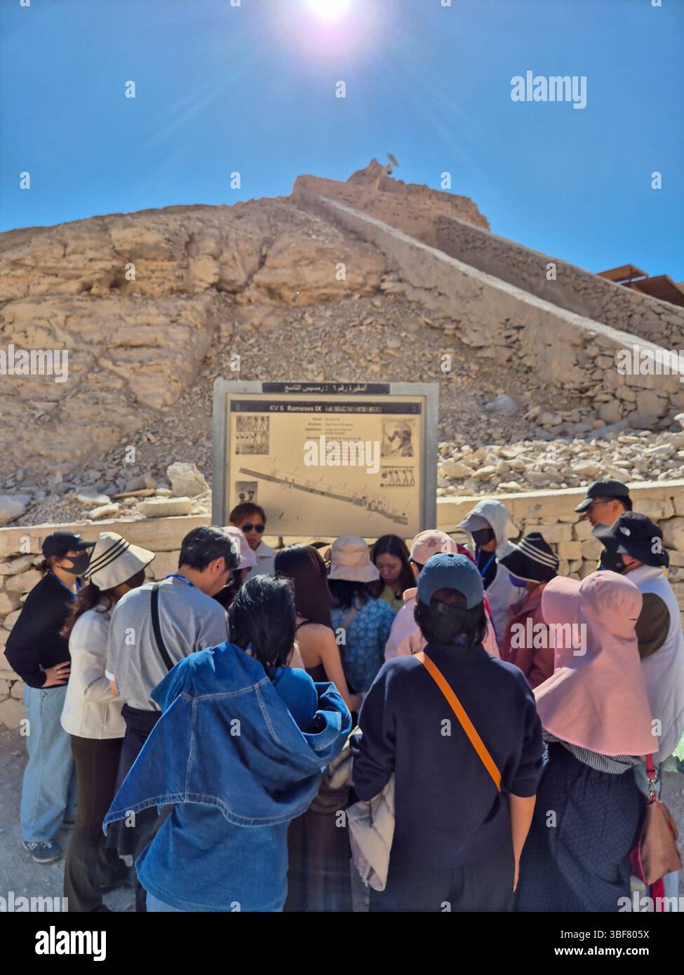Erkundung des Grabkomplexes Valley of the Kings in Luxor, Ägypten, Stockfoto