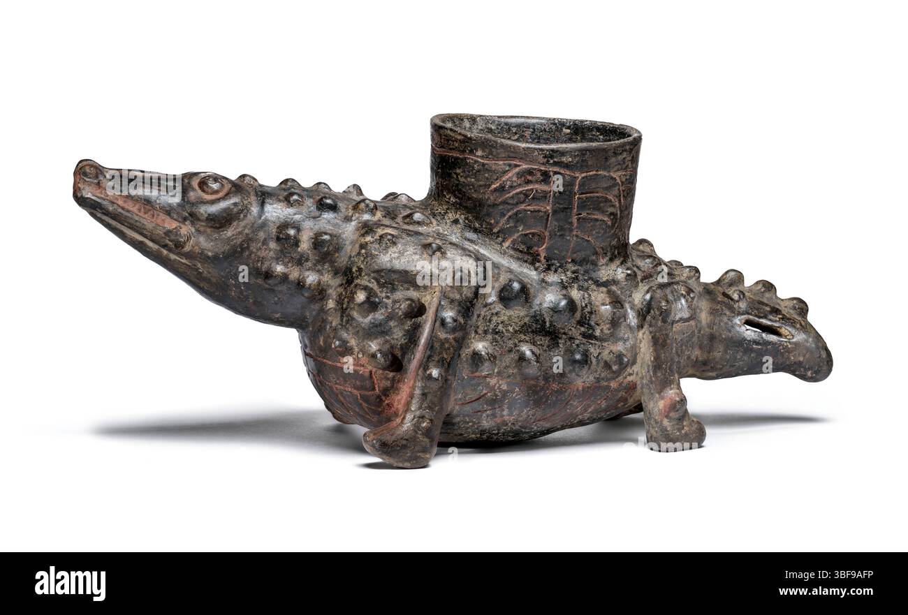 Gefäß in Form eines Krokodils. Guatemala, Maya, 300–600 n. Chr. Keramik. Slip-lackierte Keramik mit Post-Feuer-Pigment. Kunst des antiken Amerikas. Stockfoto