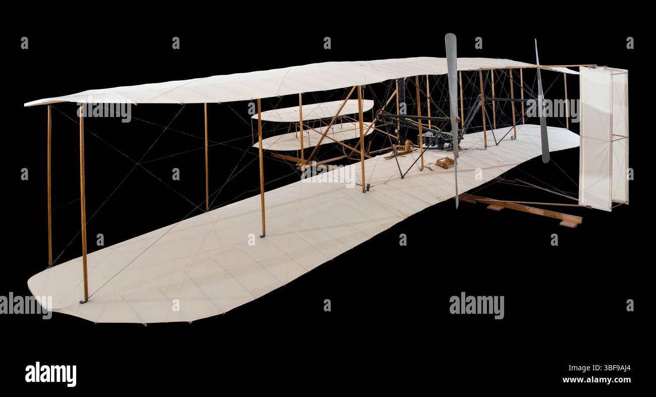 Der Wright Flyer 1903 in der Wright Brothers Gallery 209 mit Lauren Gottschlich im Smithsonian National Air and Space Museum in Washington, DC Stockfoto