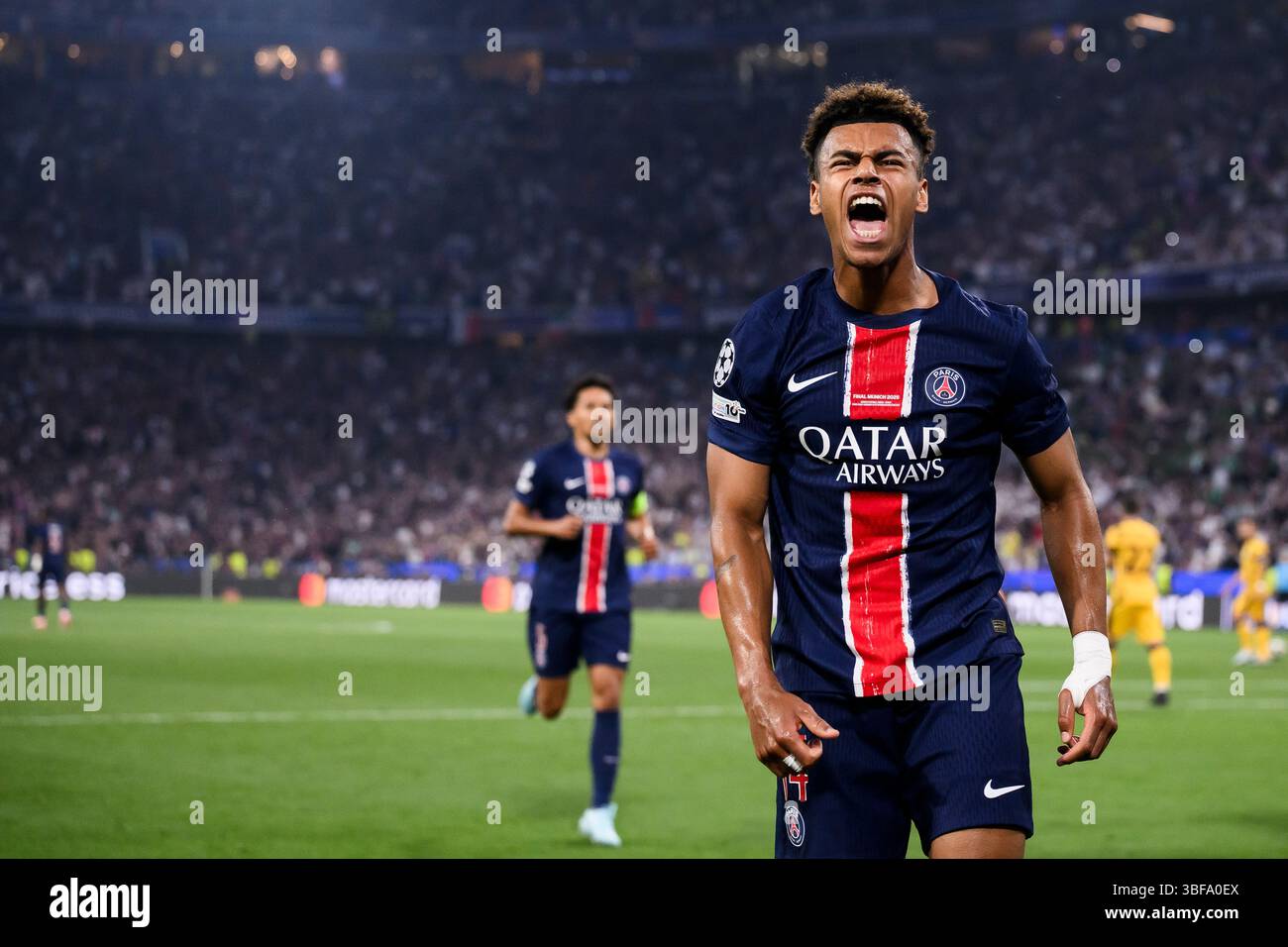 München, Deutschland. 31. Mai 2025. Desire Doue aus Paris Saint-Germain feiert das Finale der UEFA Champions League zwischen Paris Saint-Germain FC und FC Internazionale. Quelle: Nicolò Campo/Alamy Live News Stockfoto